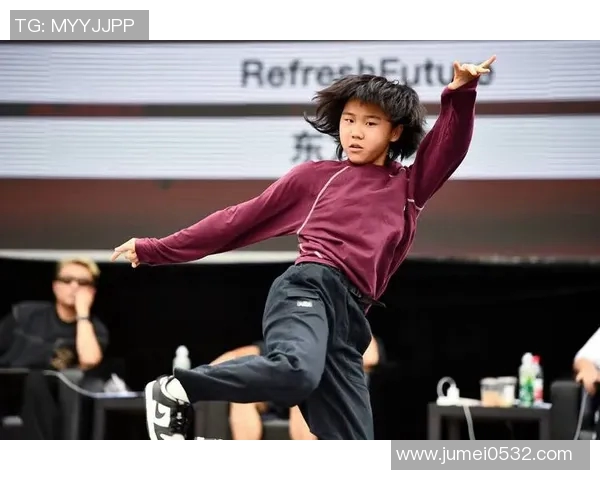 赛后分析：上海街舞队与南京街舞队的表现与状态对比探讨